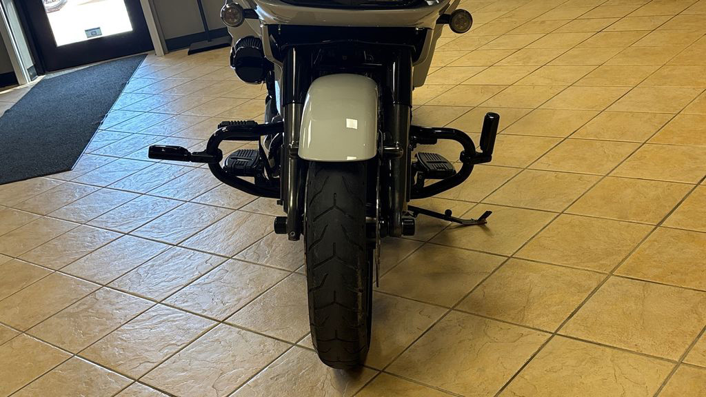 CVO® Road Glide®