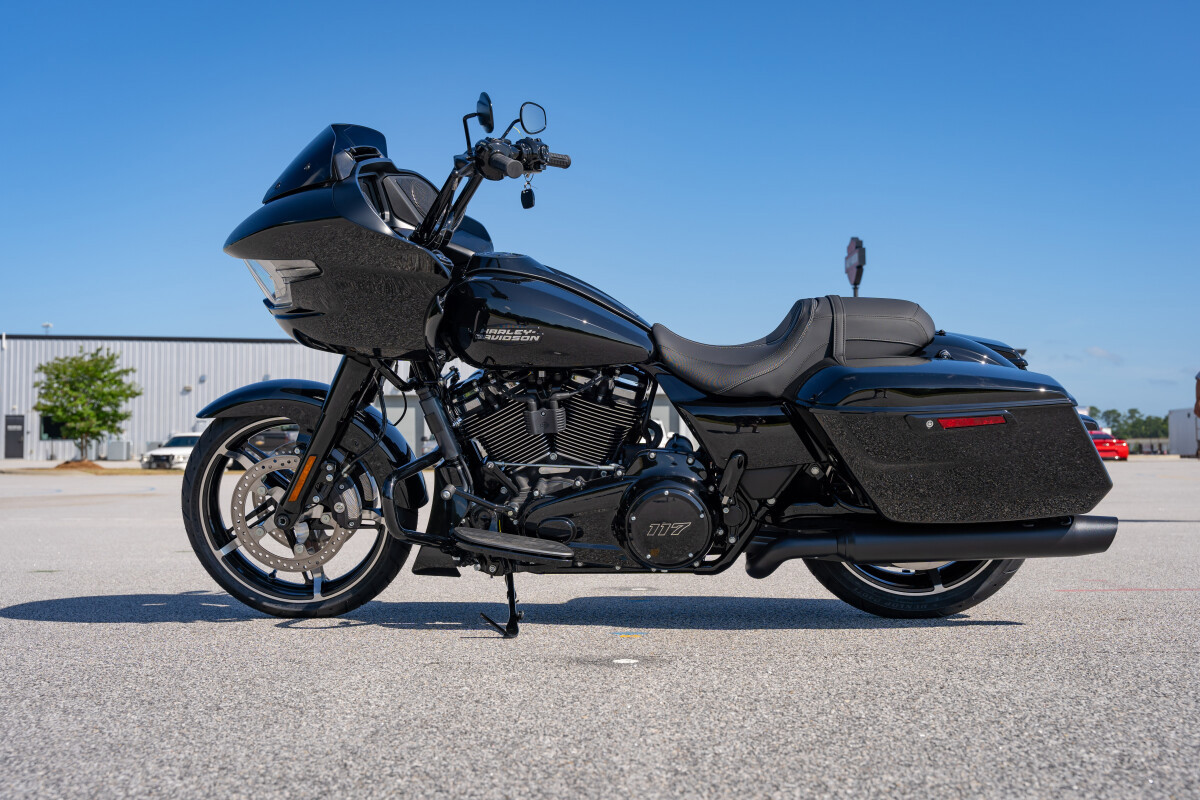 Road Glide®