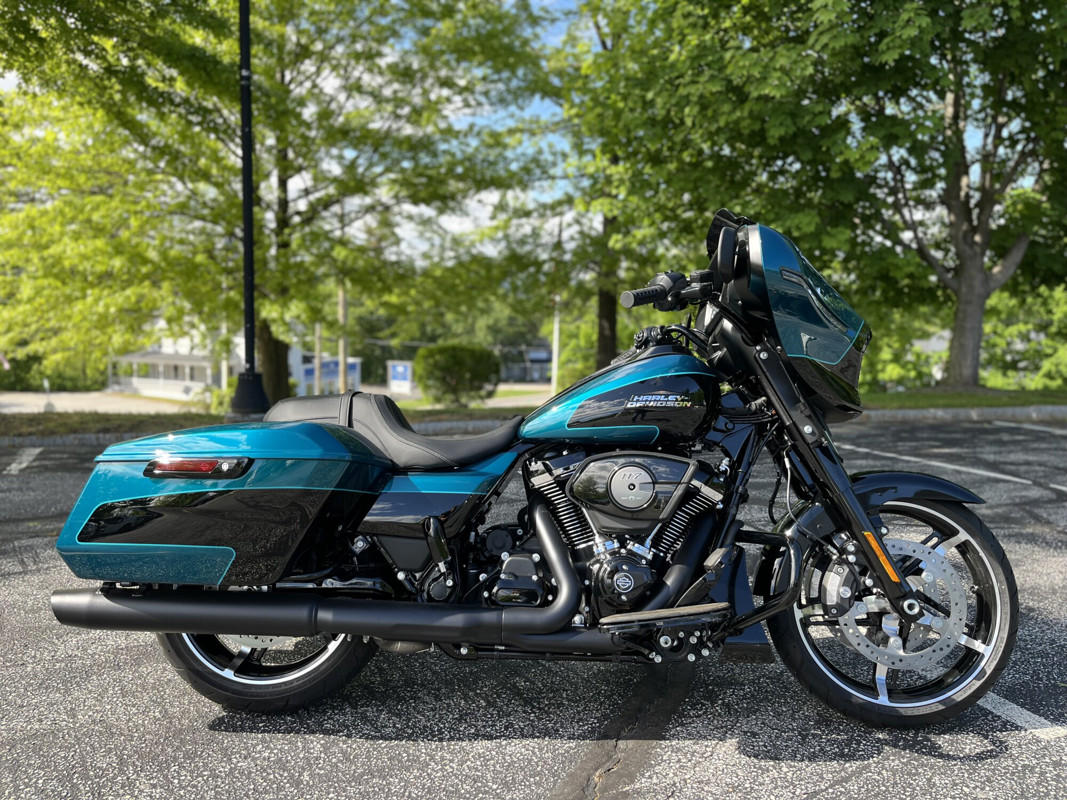 Street Glide®