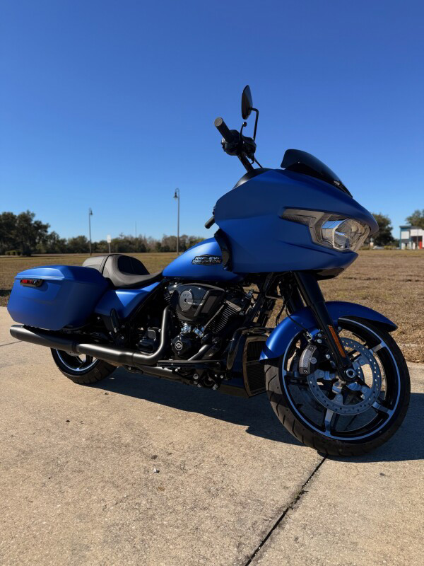 Road Glide®