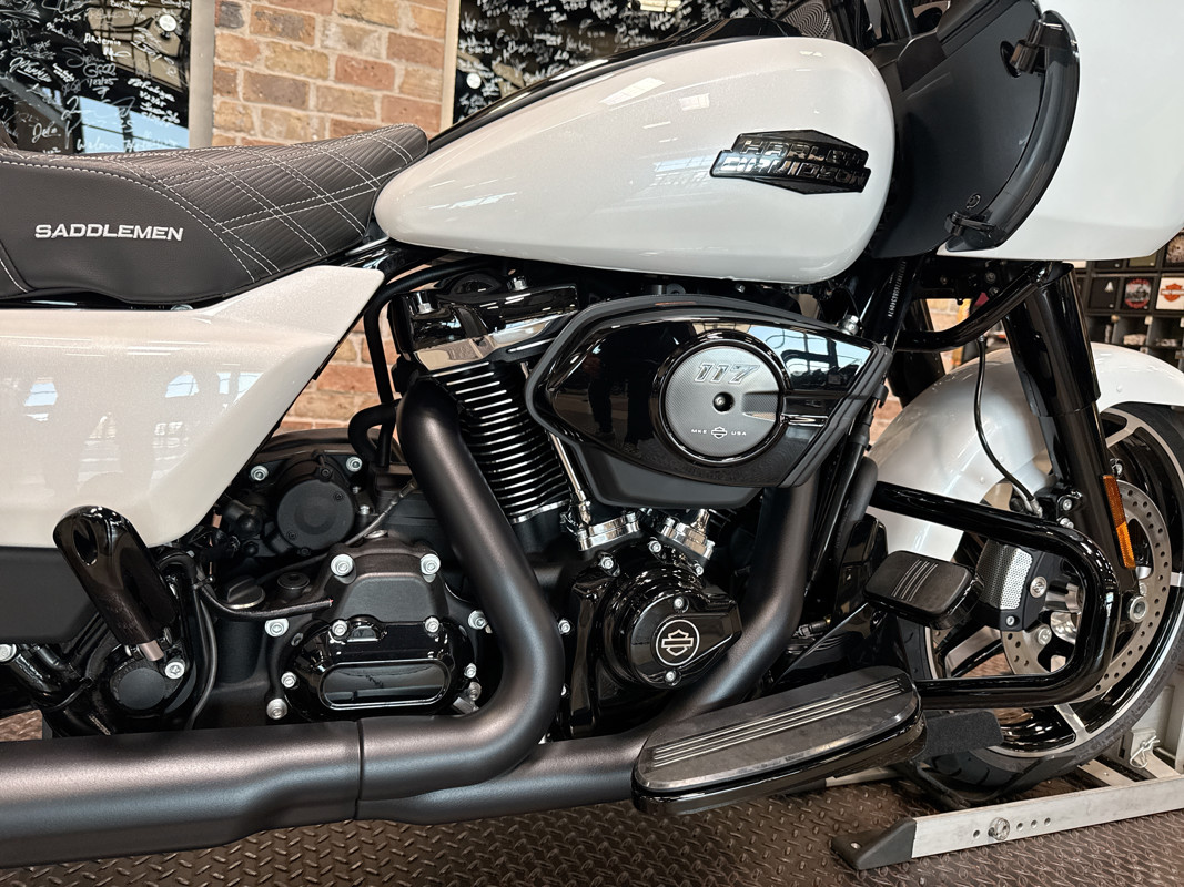 Road Glide®