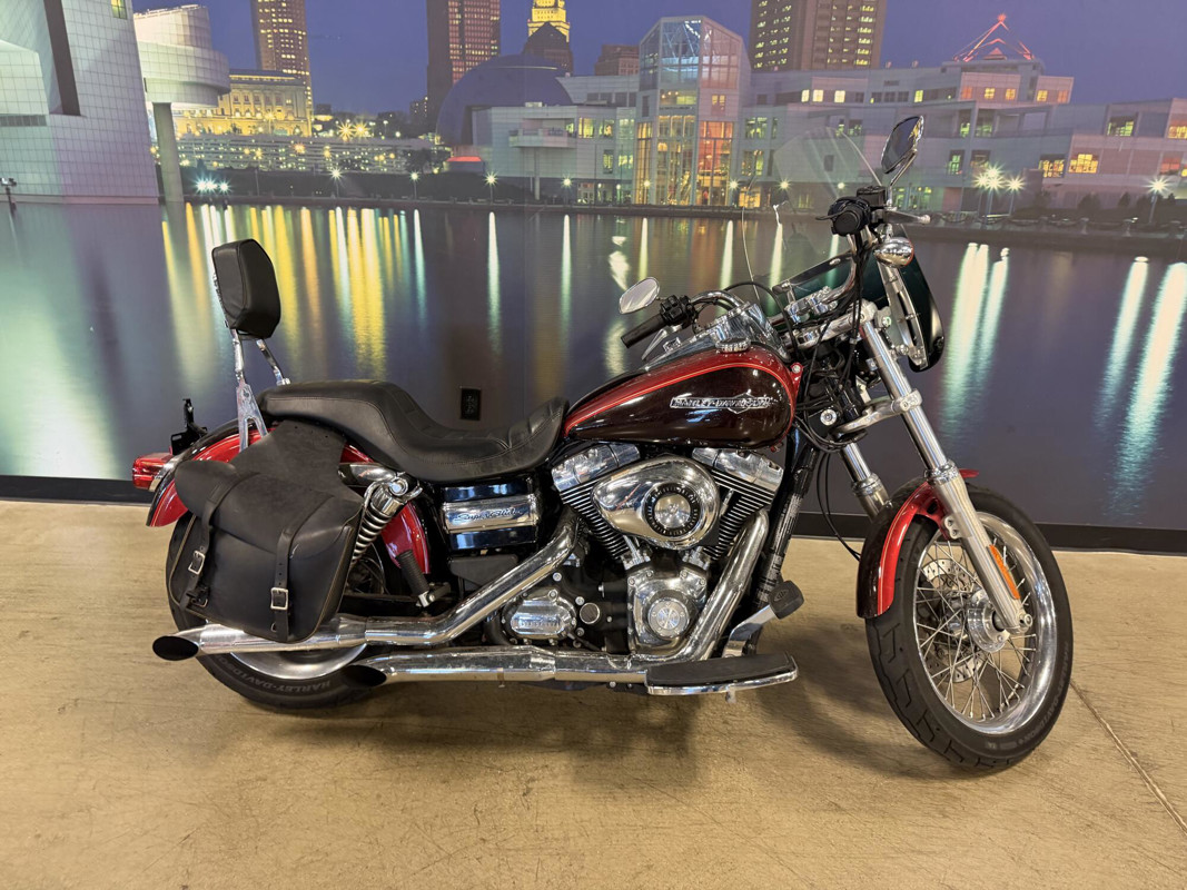 Dyna® Super Glide® Custom