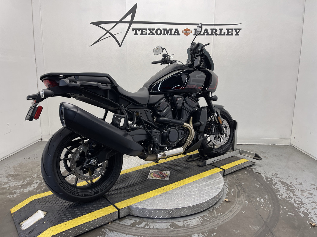 Pan America® 1250 ST