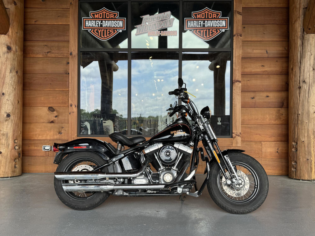 Softail® Cross Bones®