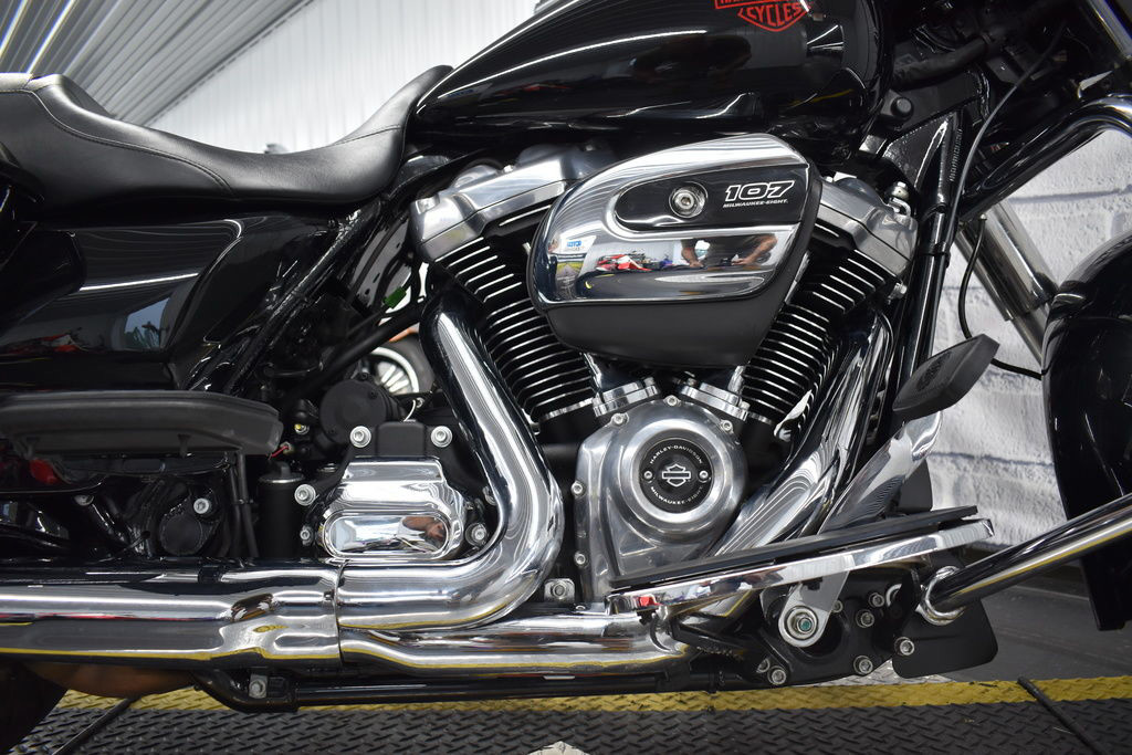 Electra Glide Standard