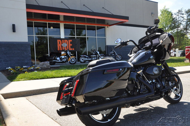 Road Glide®
