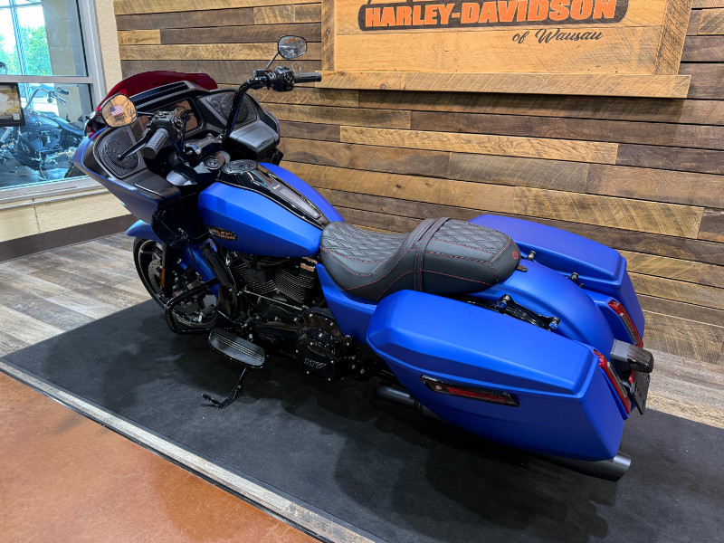 Road Glide®