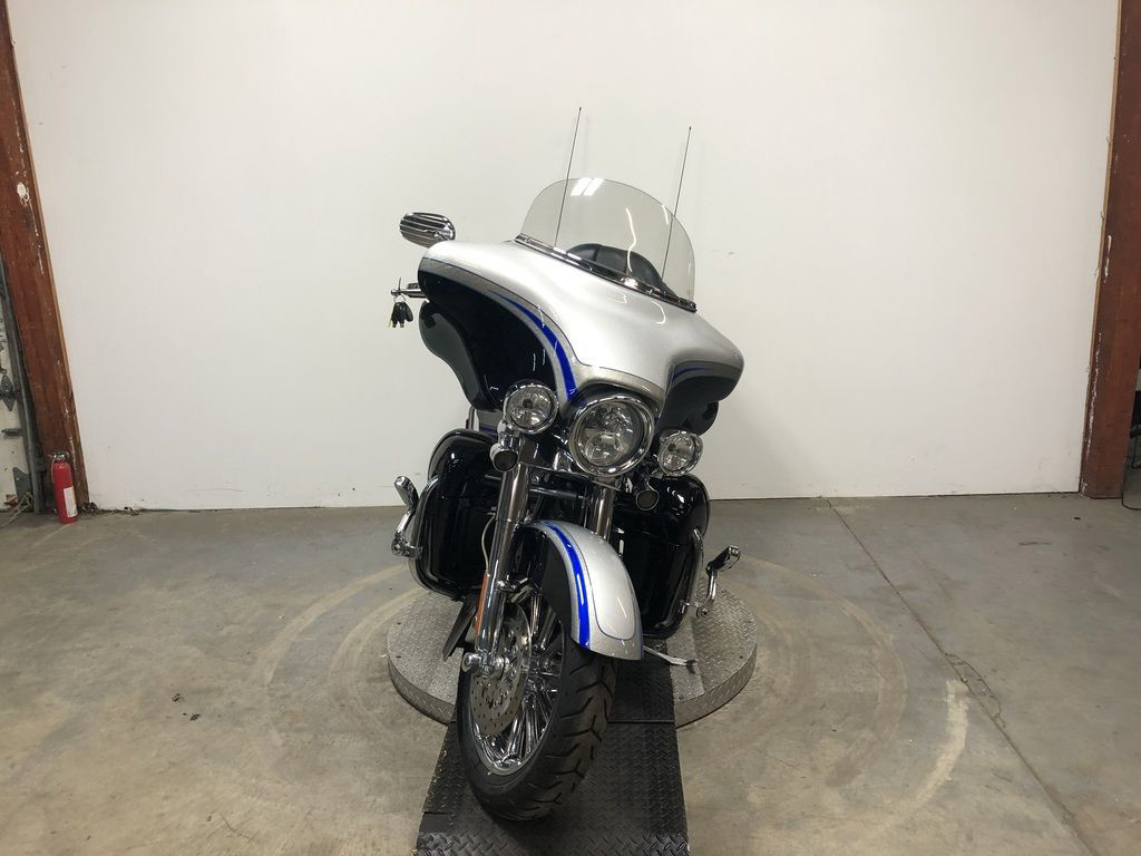 CVO® Ultra Classic® Electra Glide®