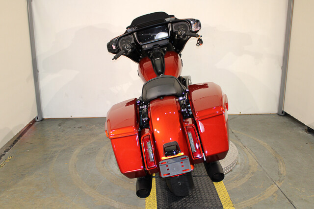 Street Glide®