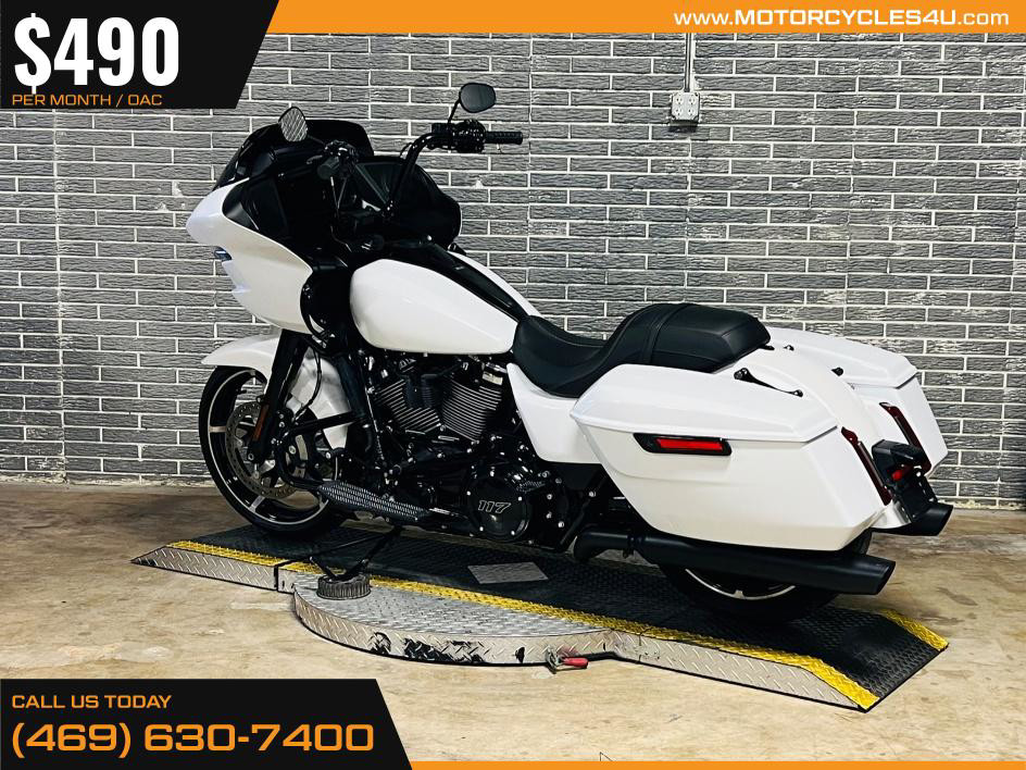 Road Glide®