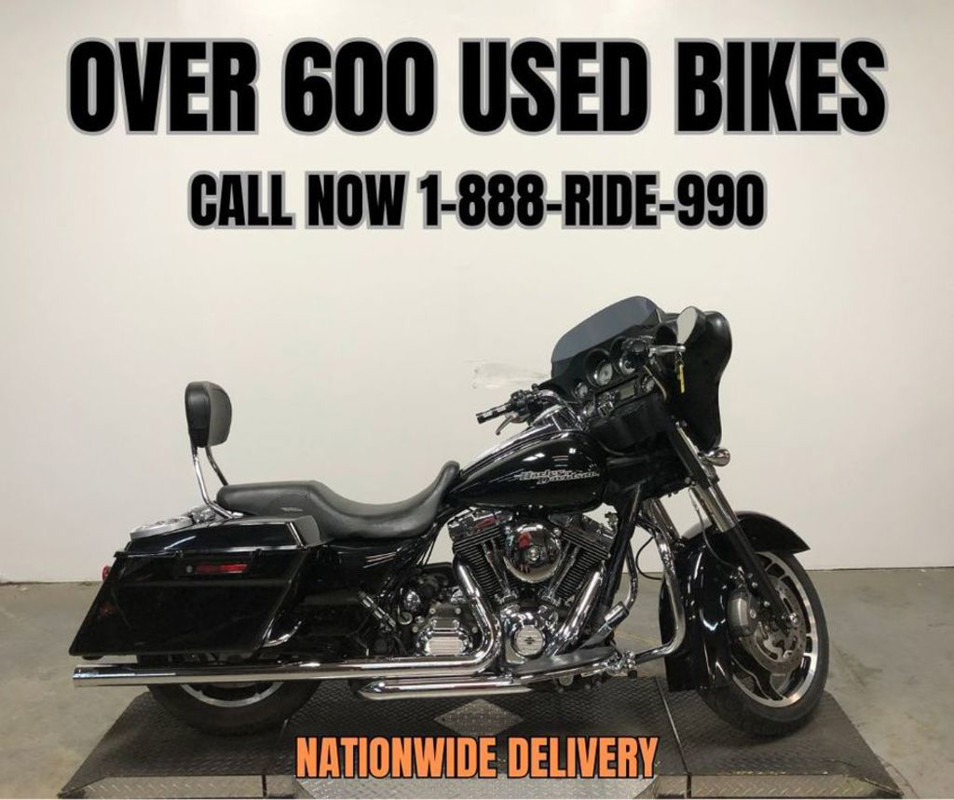 Street Glide®