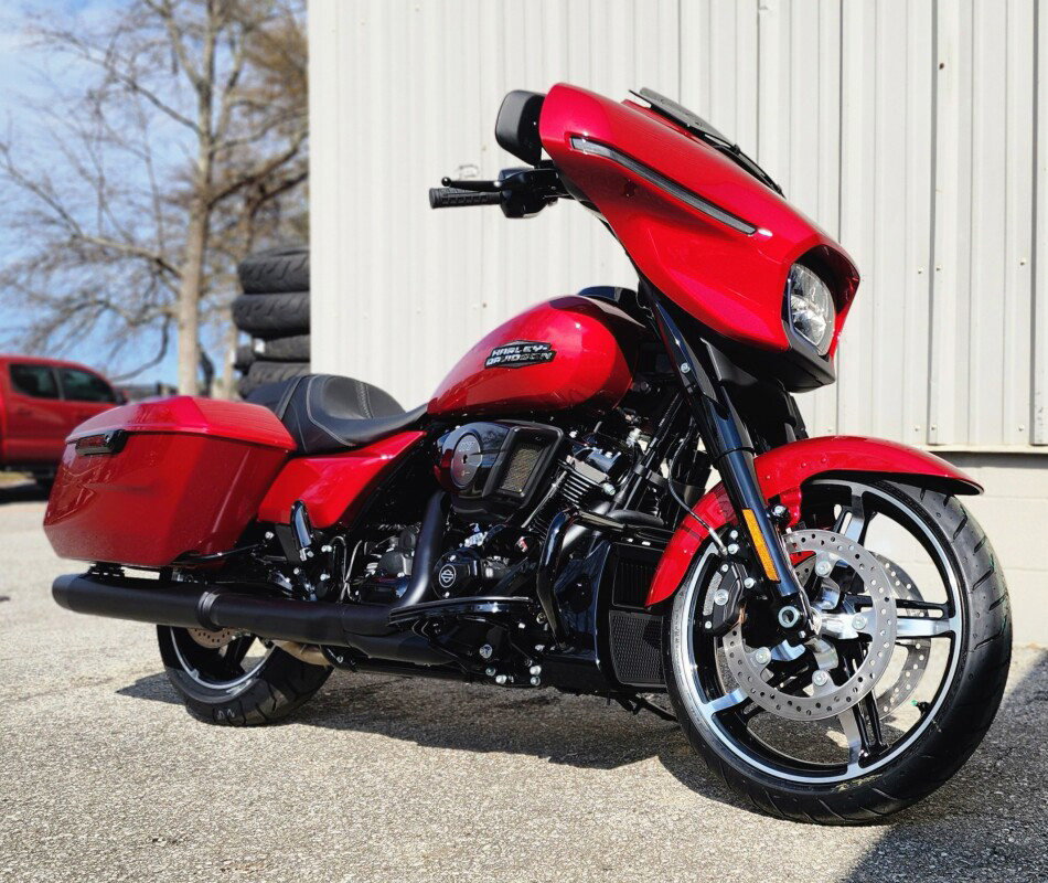 Street Glide®