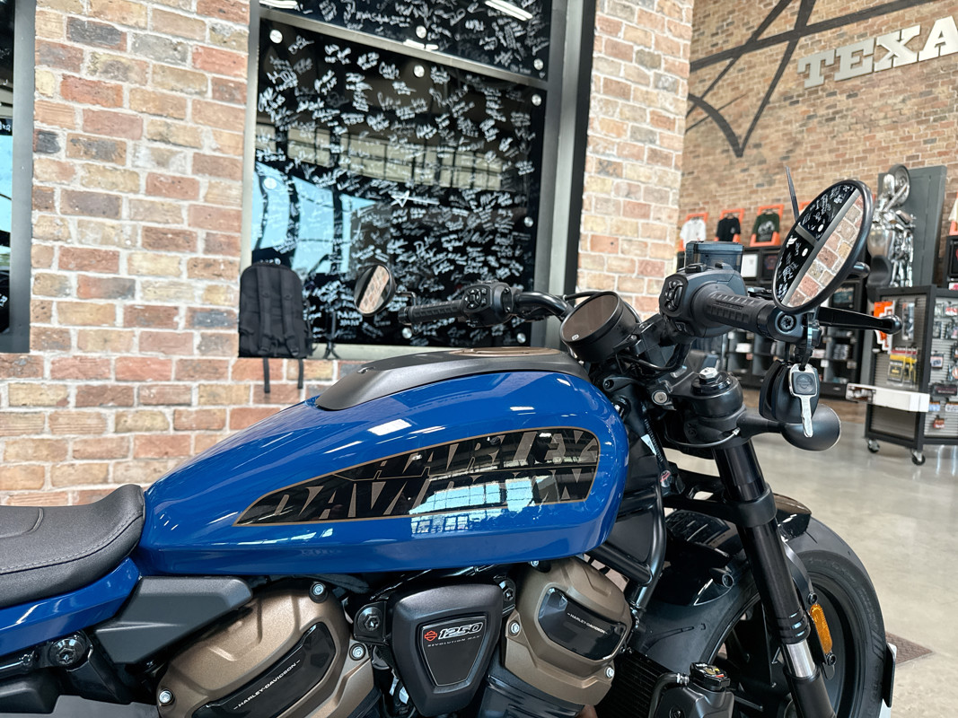 Sportster® S