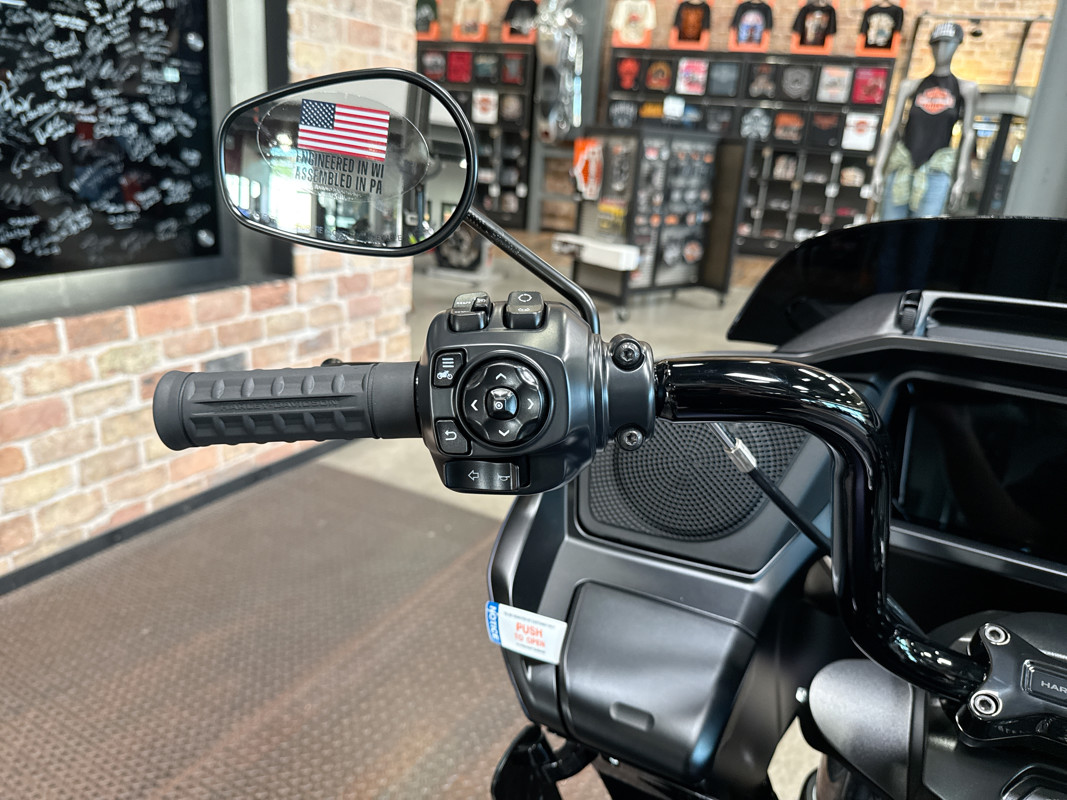 Road Glide®