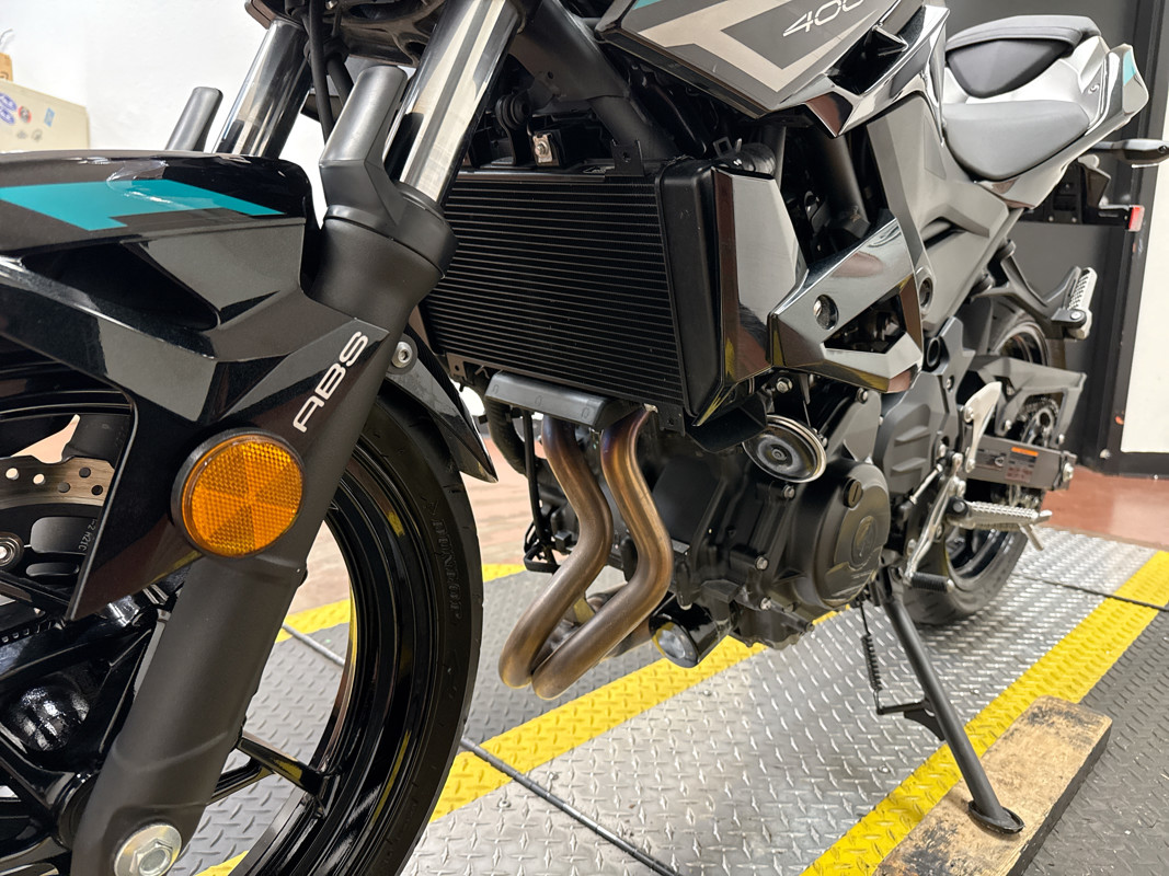 Z400 ABS