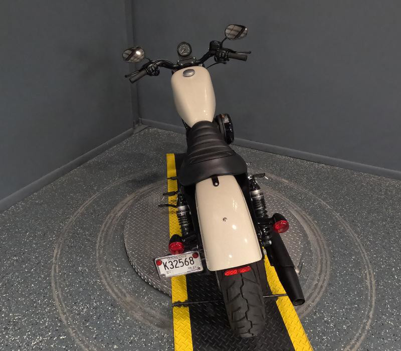 Iron 883®
