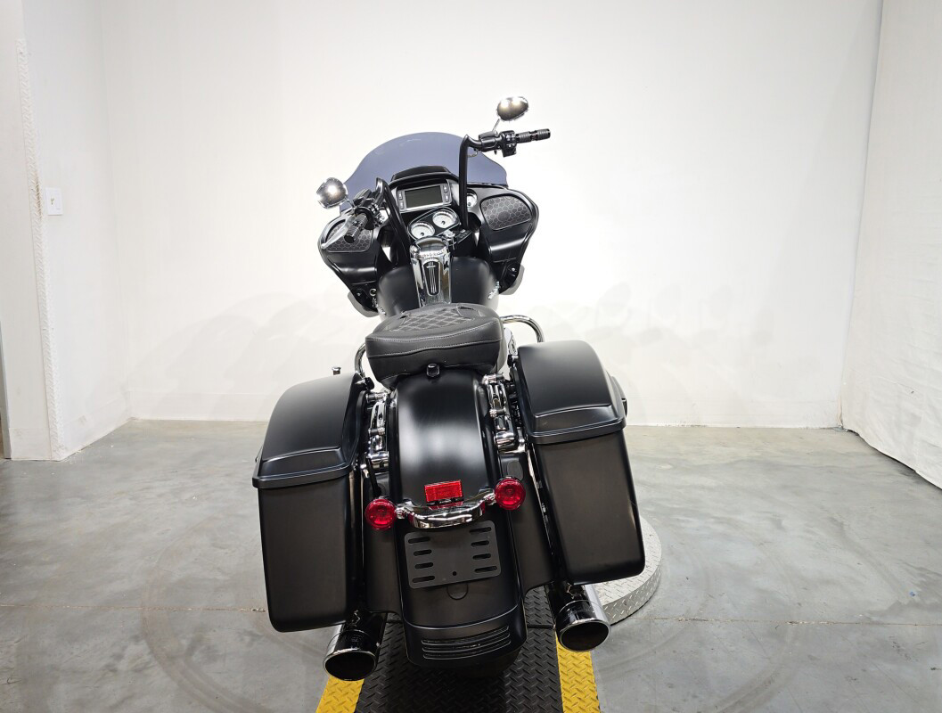 Road Glide®