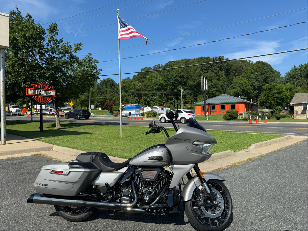 CVO® Road Glide®