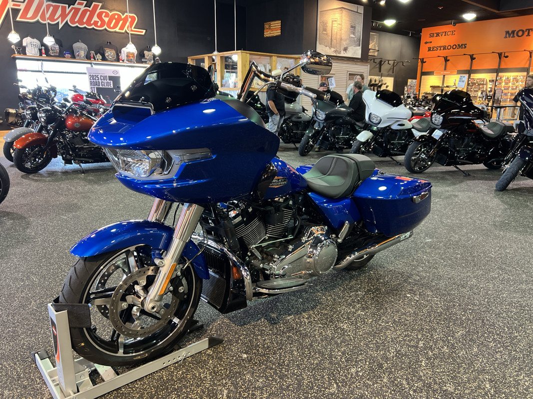 Road Glide®