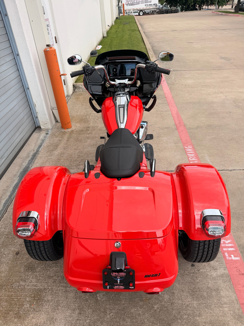 Road Glide® 3