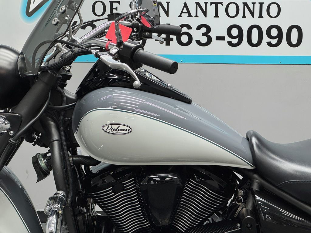 Vulcan 900 Classic