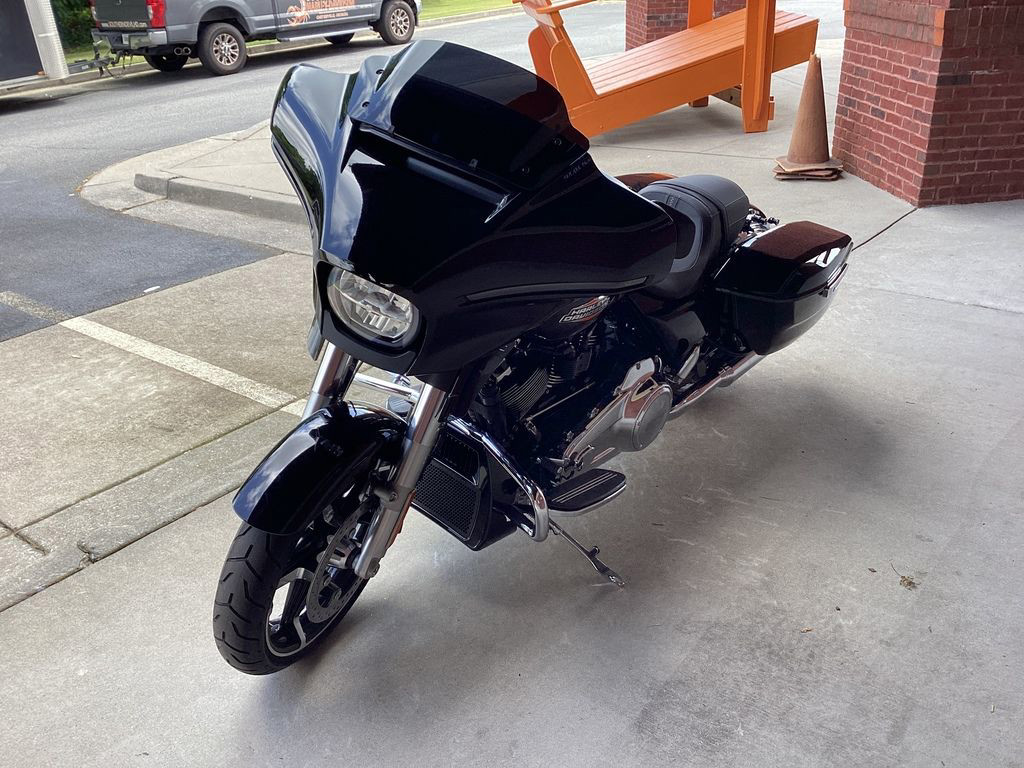 Road Glide®