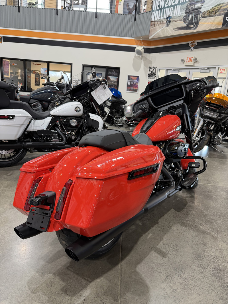 Street Glide®