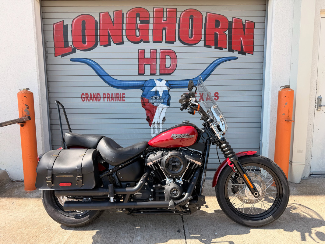 Street Bob®