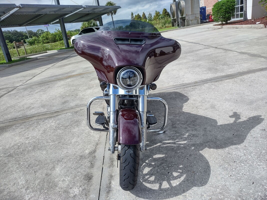 Street Glide®