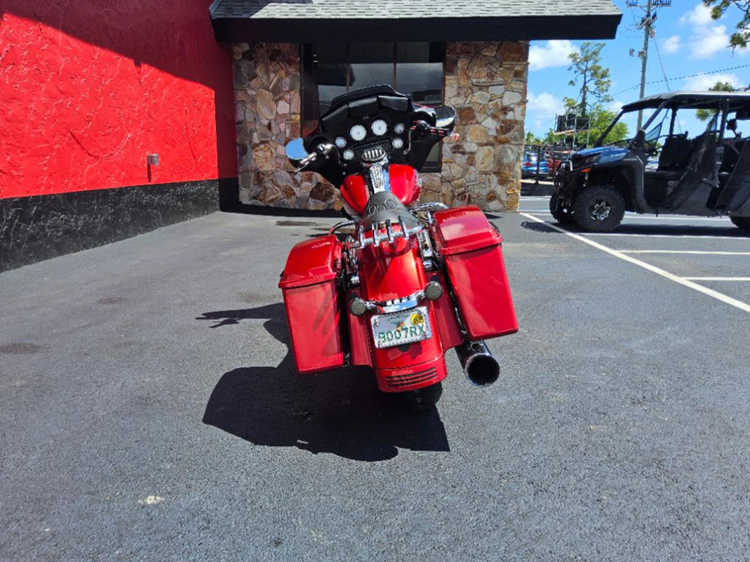 Street Glide®