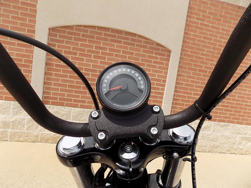 Street Bob®