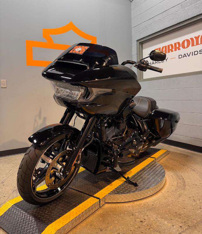 Road Glide®