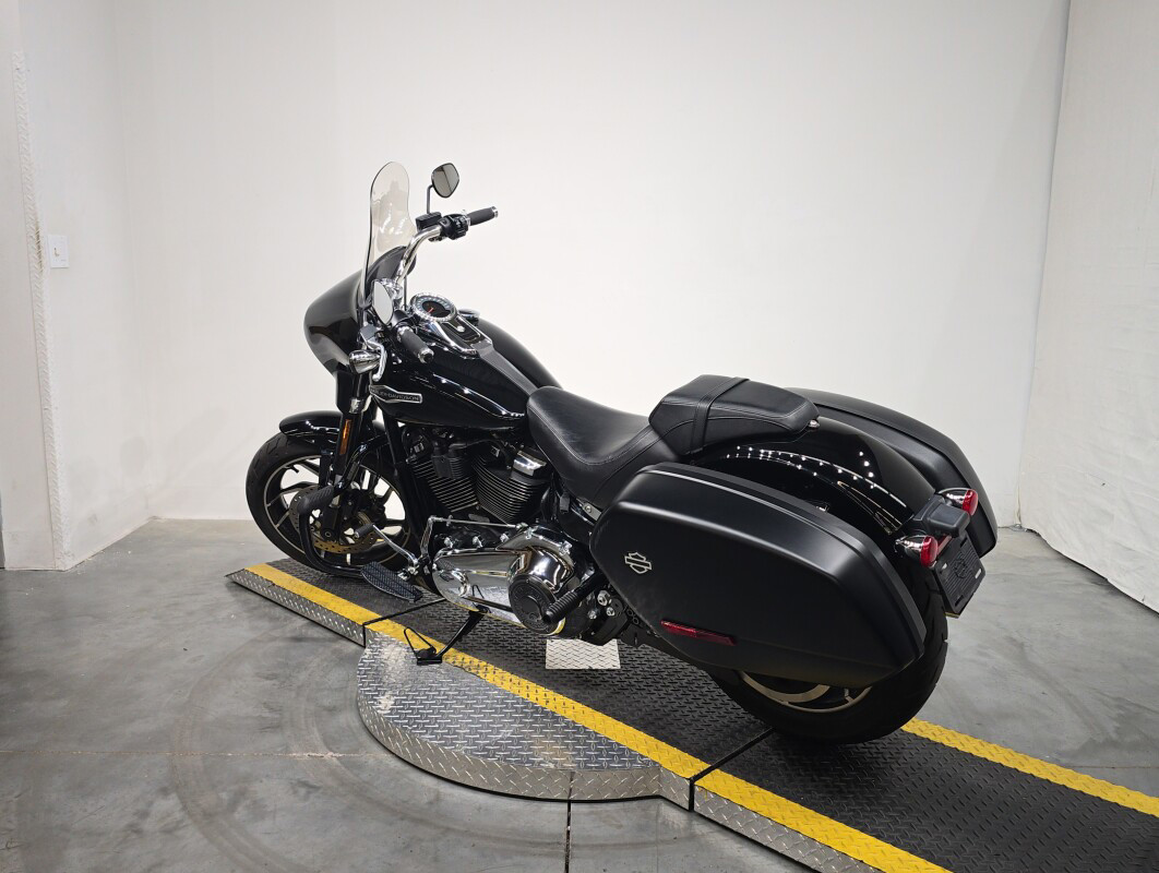 Softail® Sport Glide®