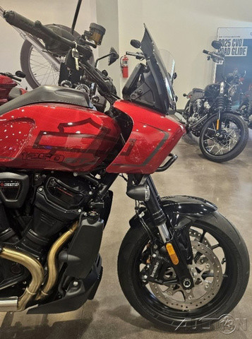 Pan America® 1250 ST