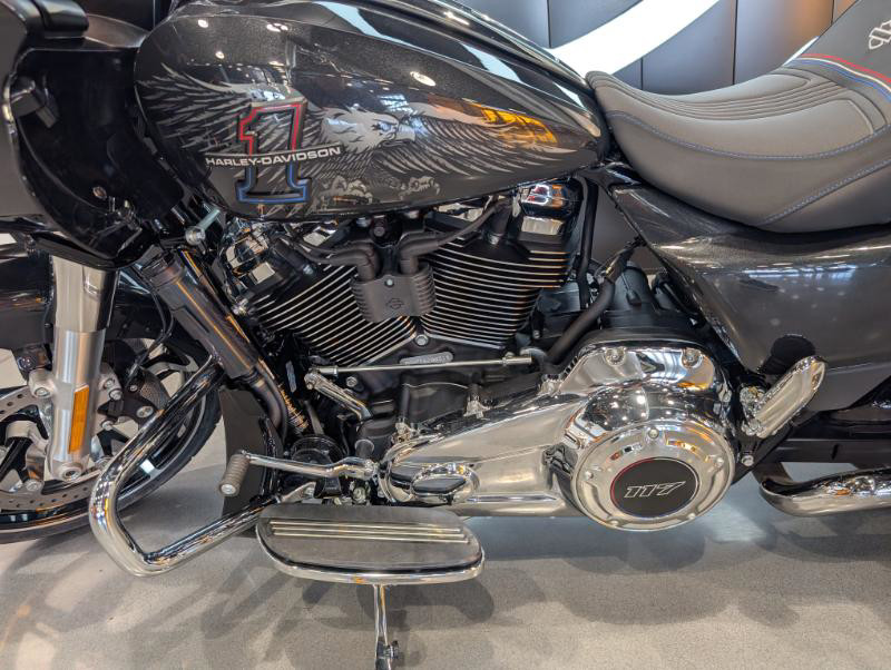 Road Glide®