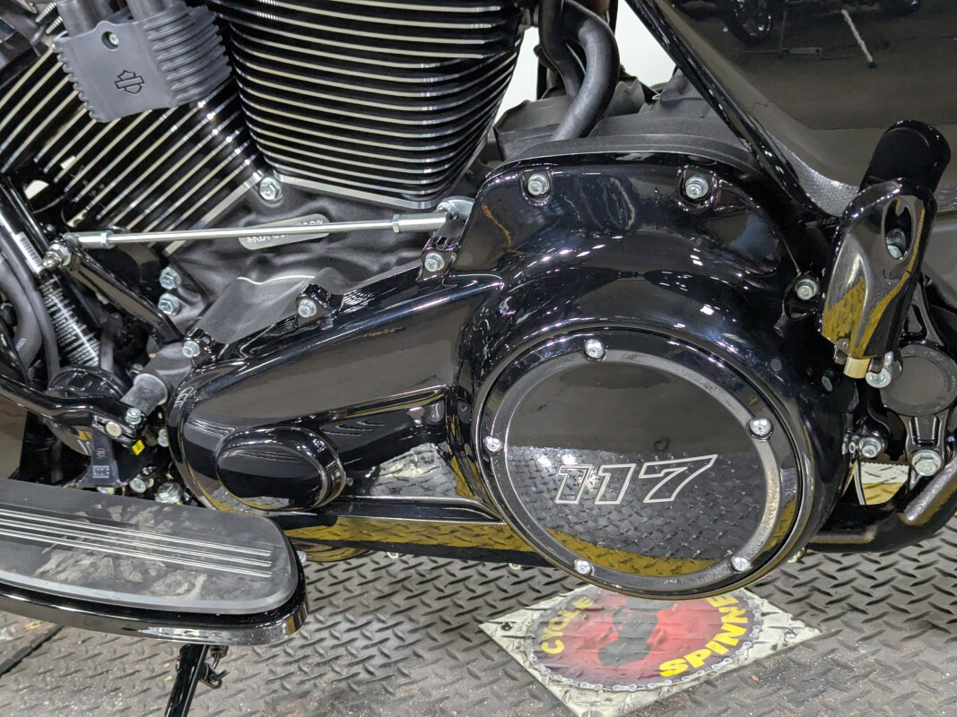 Street Glide®