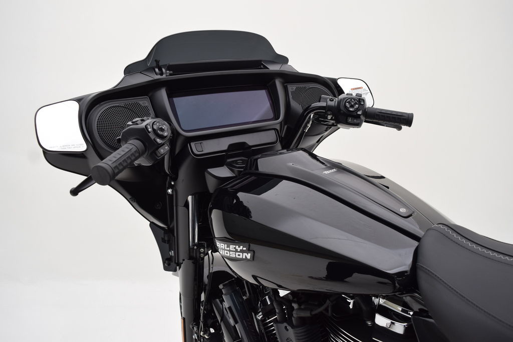 Street Glide®