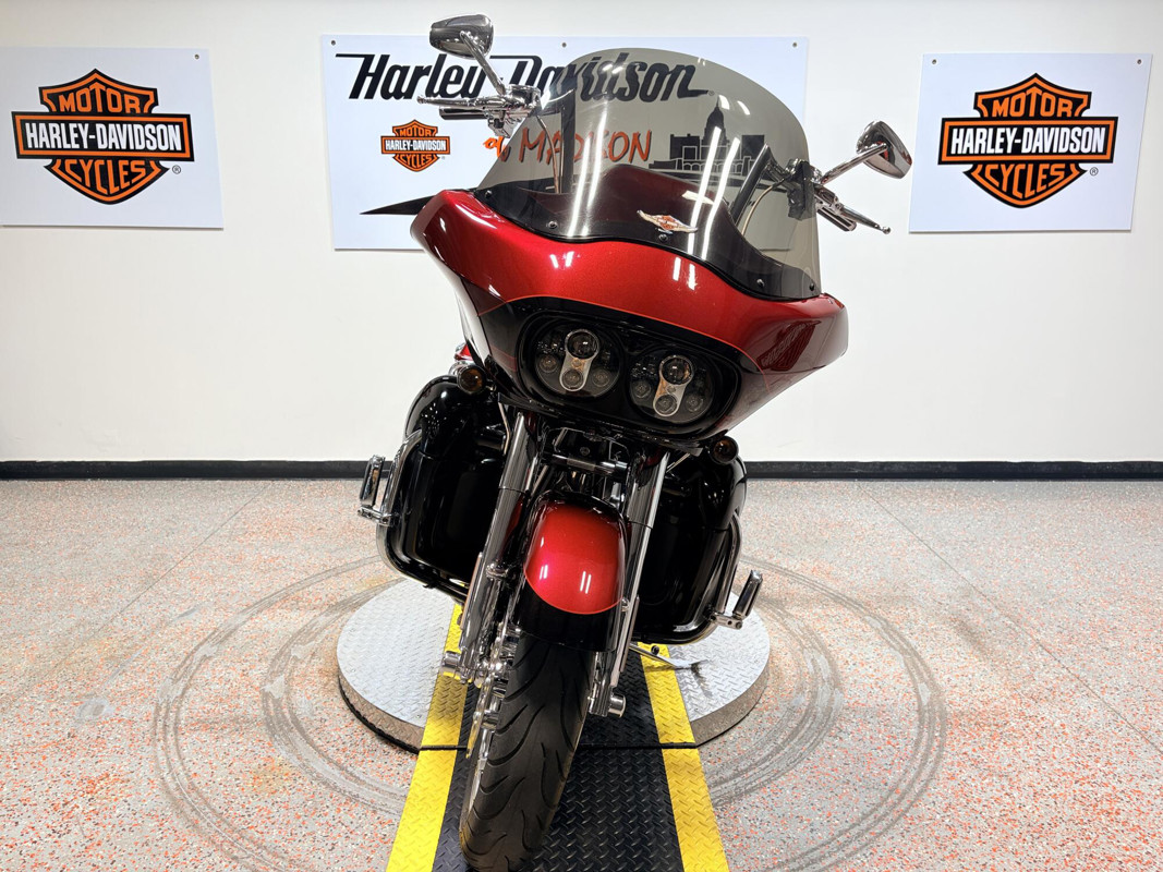CVO™ Road Glide® Ultra