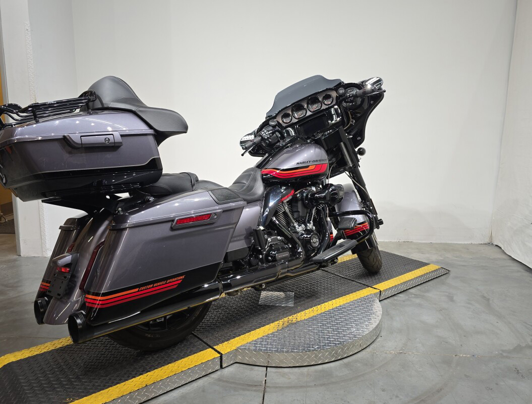 CVO® Street Glide®