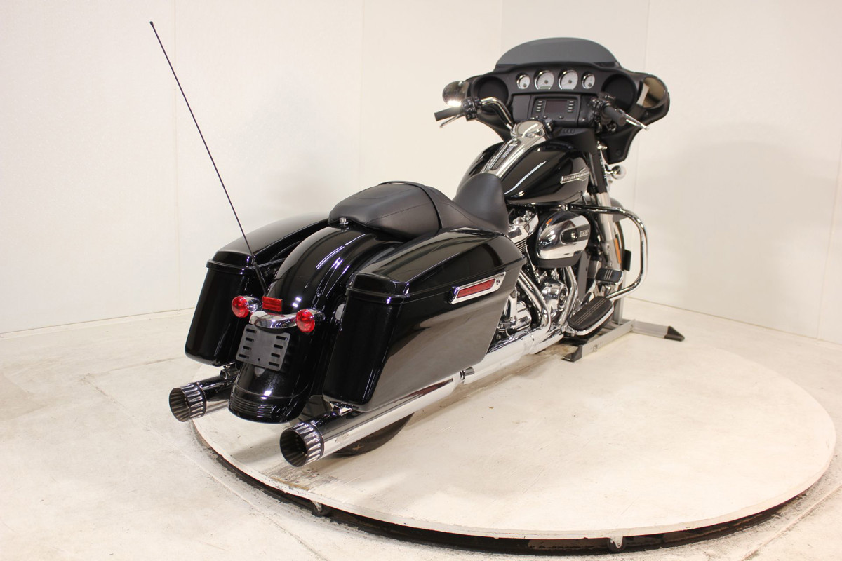 Street Glide® Special