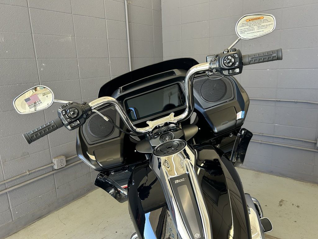 Road Glide®