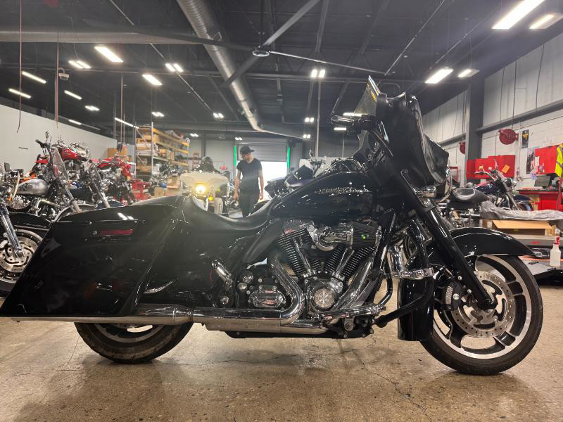 Street Glide®