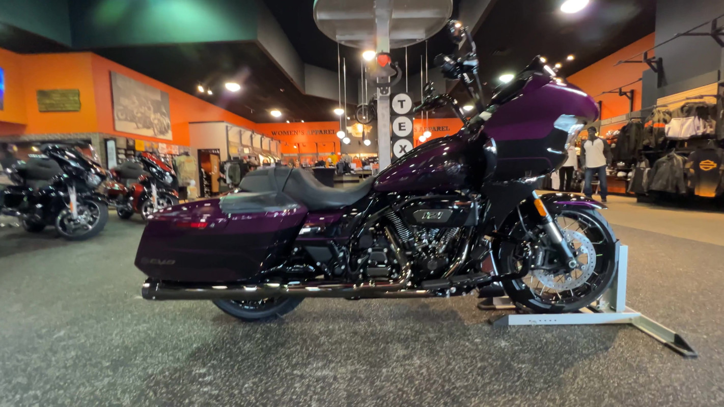 CVO® Road Glide®