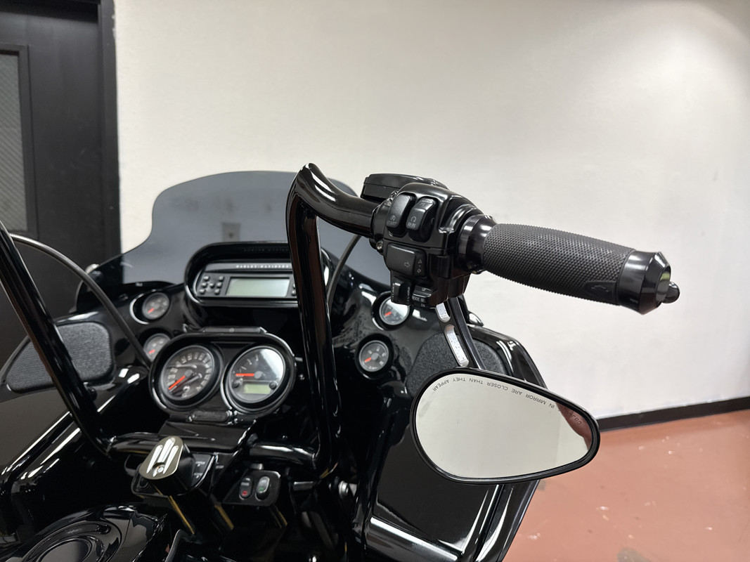 Road Glide® Custom