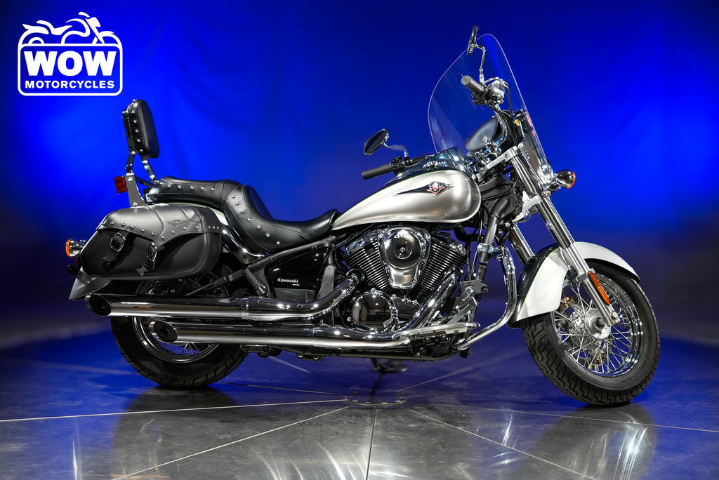 Vulcan 900 Classic LT