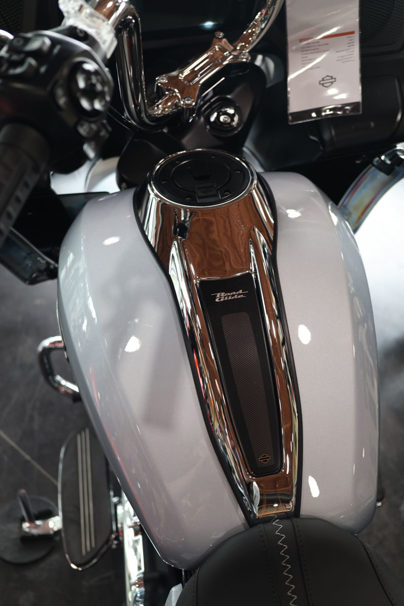 Road Glide®