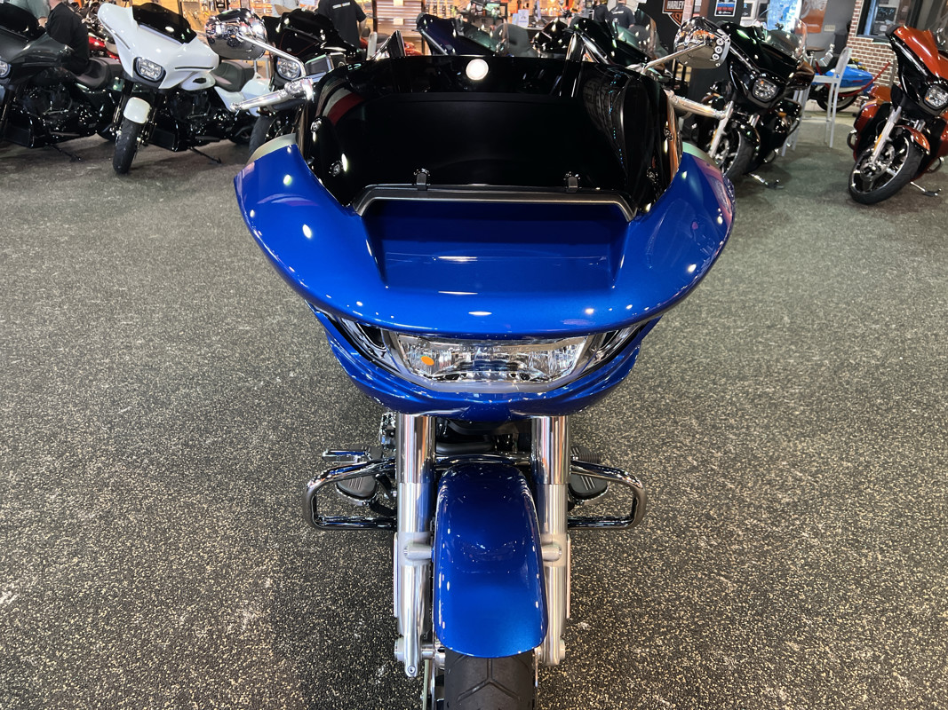 Road Glide®