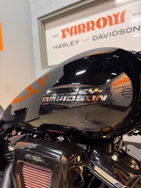 Street Glide®