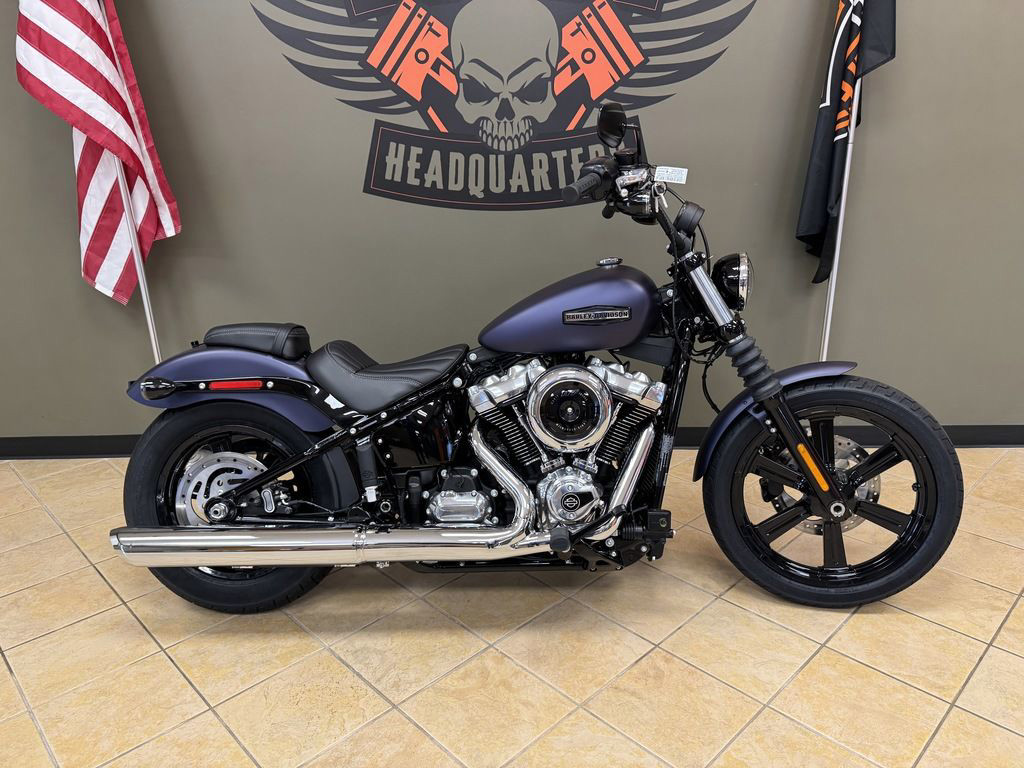 Street Bob®