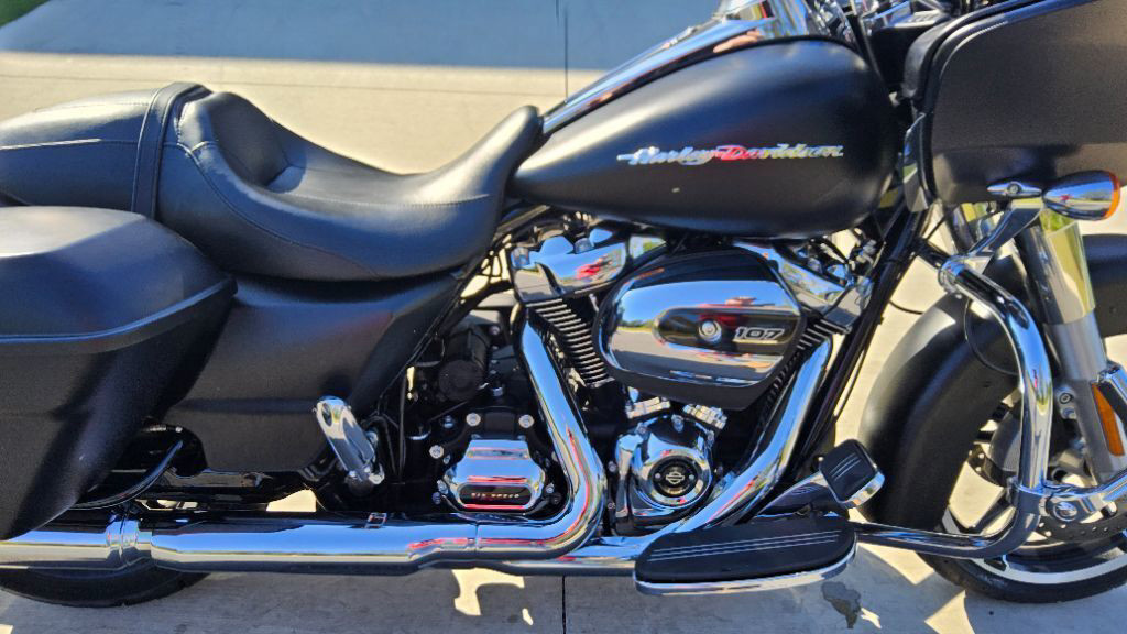 Road Glide®